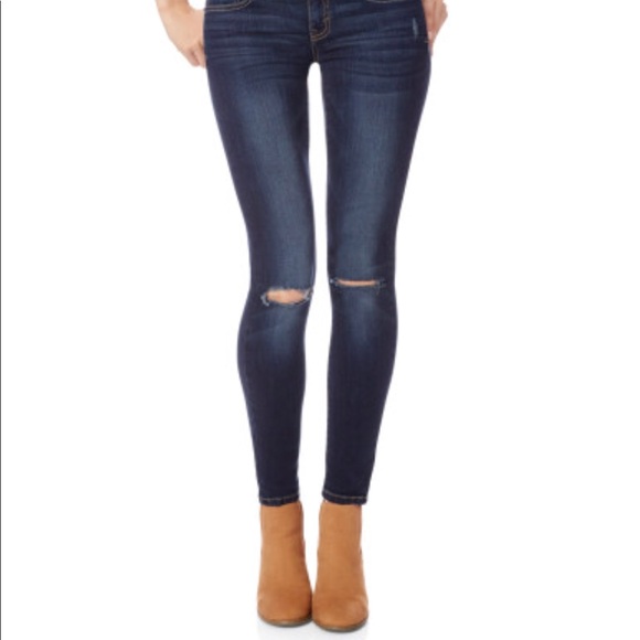 Aeropostale Denim - {Aero} High Waisted Ripped Knee Jeggings